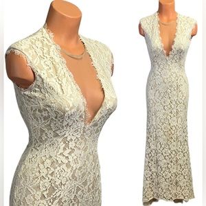 Beautiful Creamy Ivory Beige Nude Illusion Lace Aidan by Aidan Mattox Party Gown